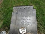 image of grave number 911713